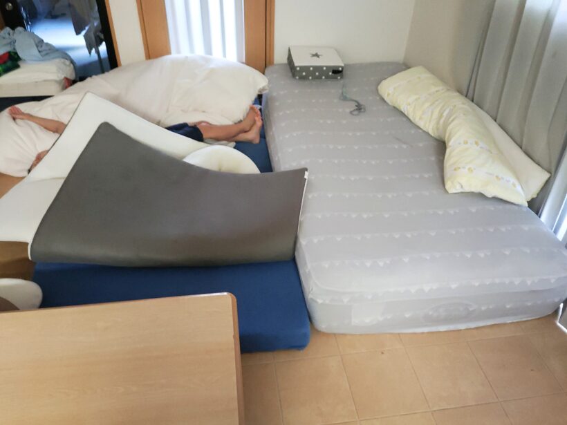 ごろごろを楽しむ次男
